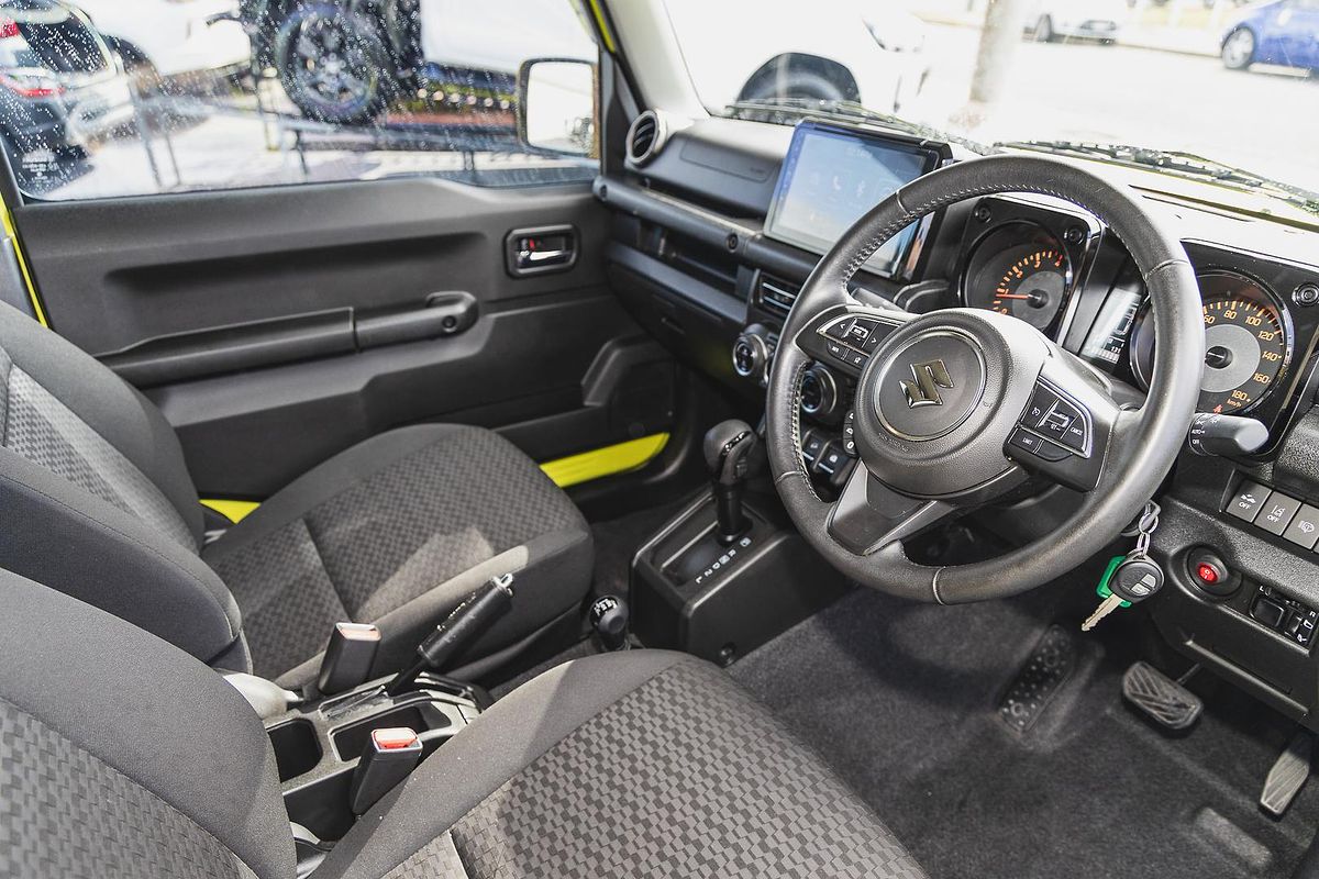 2022 Suzuki Jimny GLX GJ