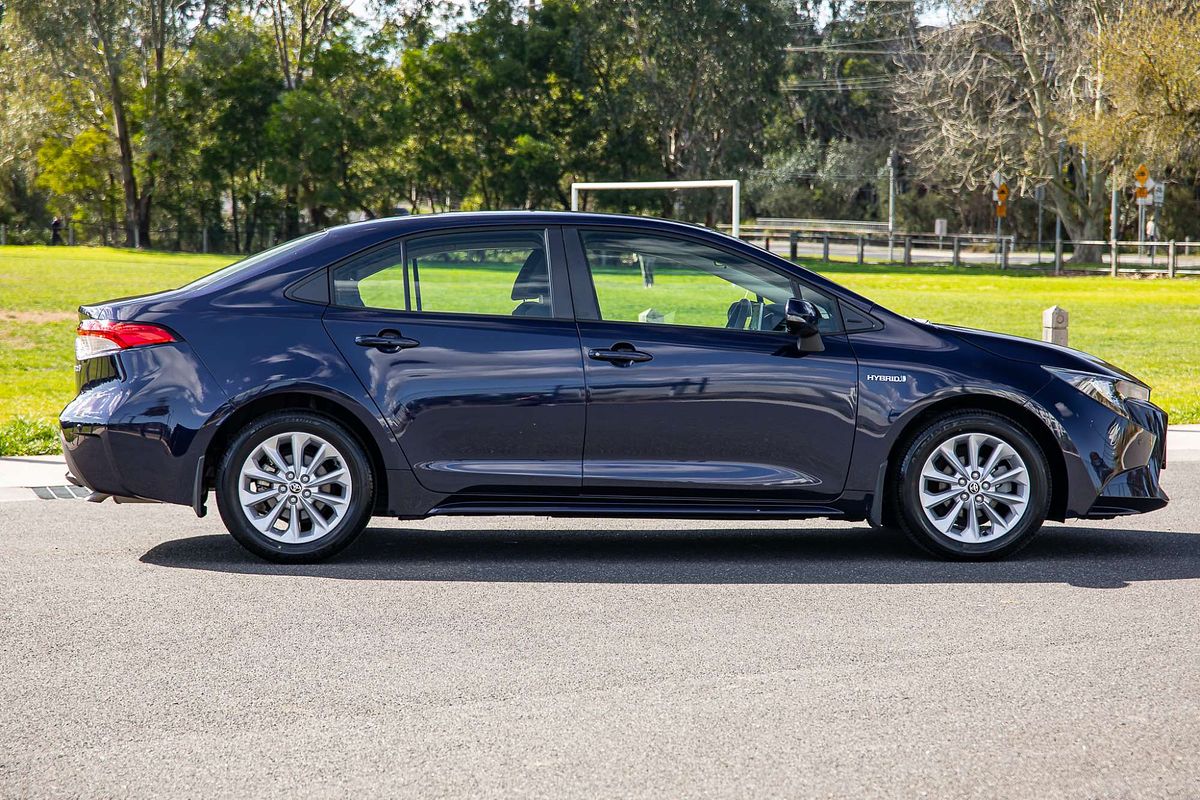 2021 Toyota Corolla Ascent Sport Hybrid ZWE211R