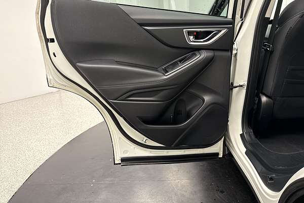 2021 Subaru Forester 2.5i S5