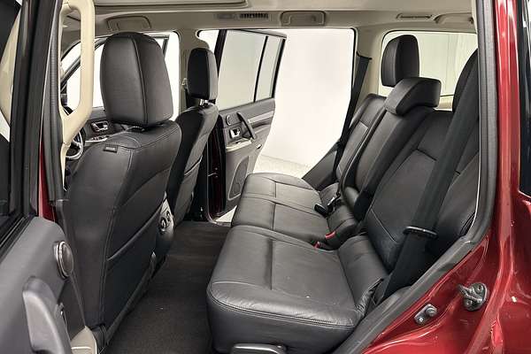 2021 Mitsubishi Pajero Exceed NX