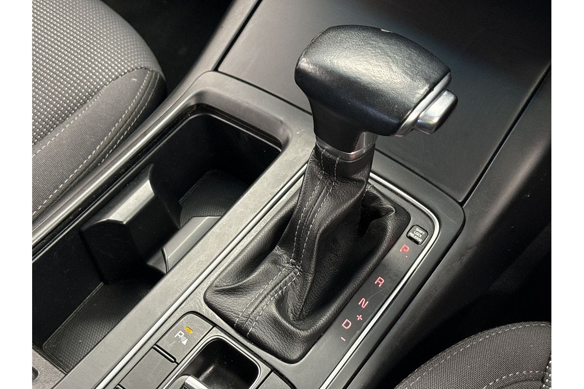 2018 Kia Sorento Si UM