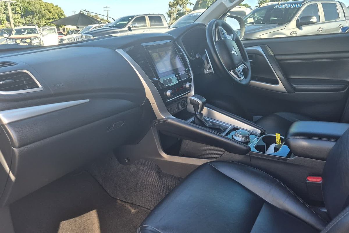 2022 Mitsubishi Pajero Sport Exceed QF