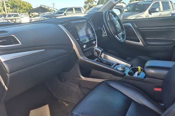 2022 Mitsubishi Pajero Sport Exceed QF