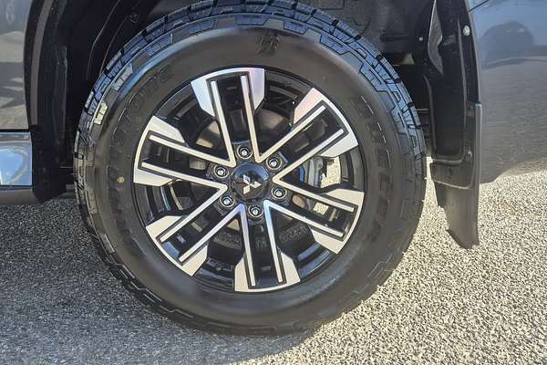 2022 Mitsubishi Pajero Sport Exceed QF