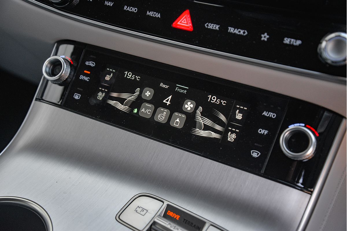 2024 Genesis GV70 2.5T SIGNATURE JK.V3