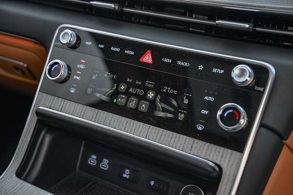 2024 Genesis GV80 3.5T AWD JX.V4