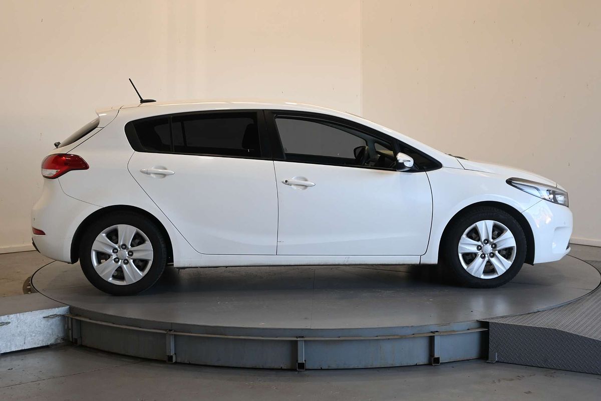 2016 Kia Cerato S YD