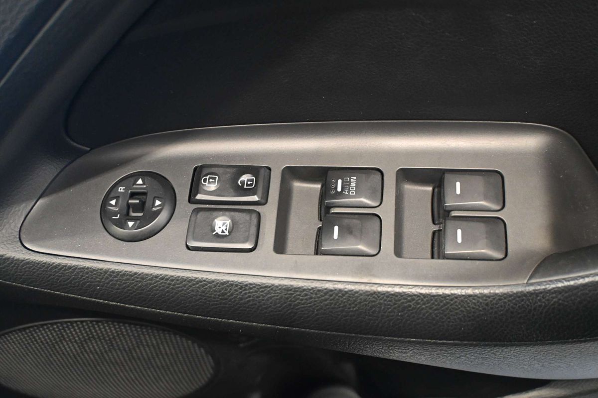 2016 Kia Cerato S YD