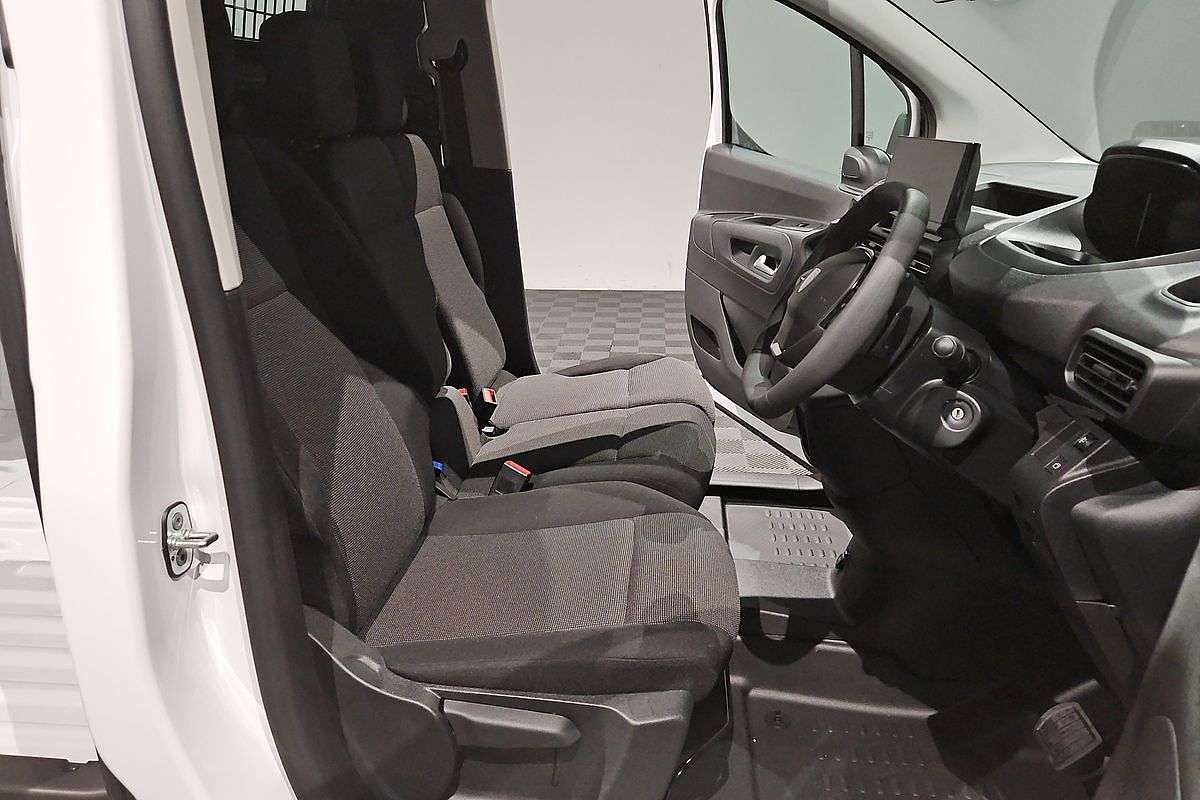 2025 Peugeot Partner Pro K9 SWB