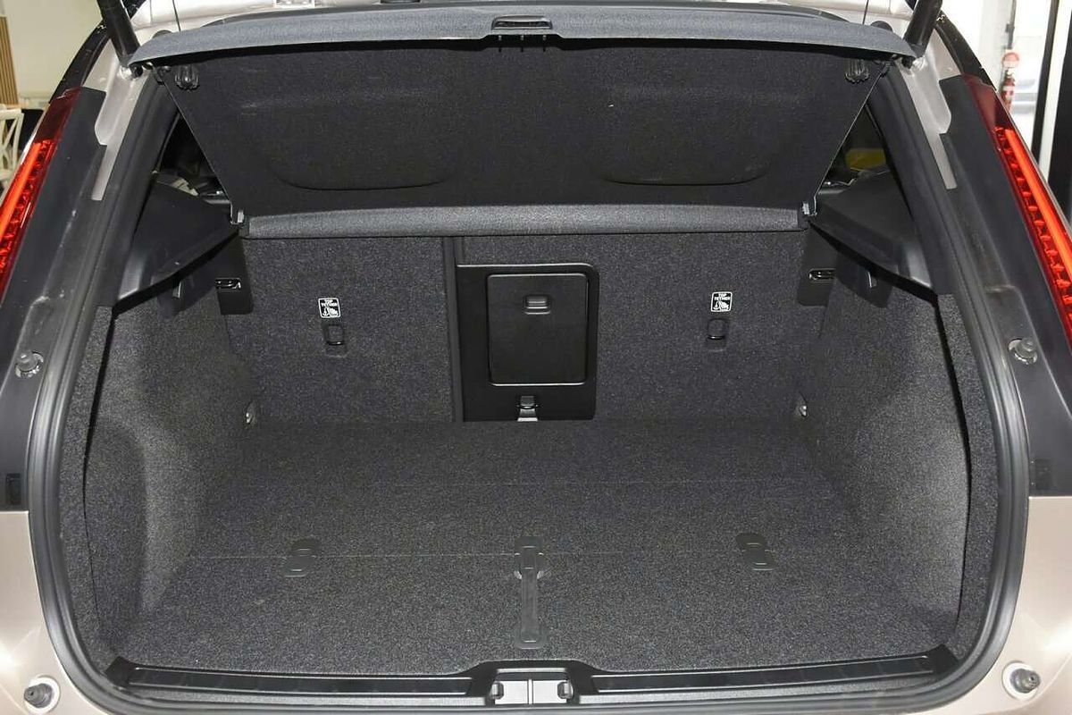 2024 Volvo XC40 Recharge Twin Pure Electric