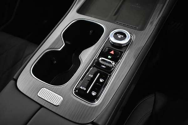 2025 Chery Tiggo 8 Super Hybrid Ultimate T31