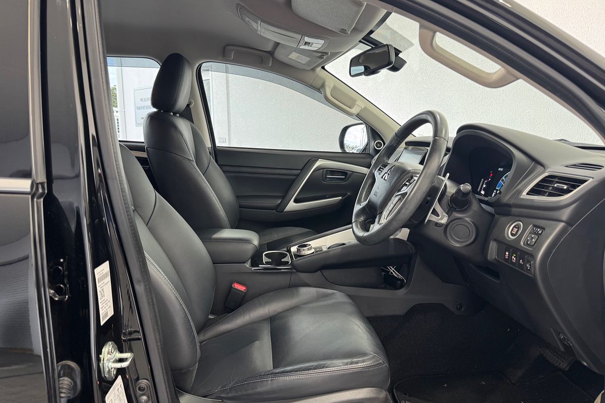 2022 Mitsubishi Pajero Sport GSR QF