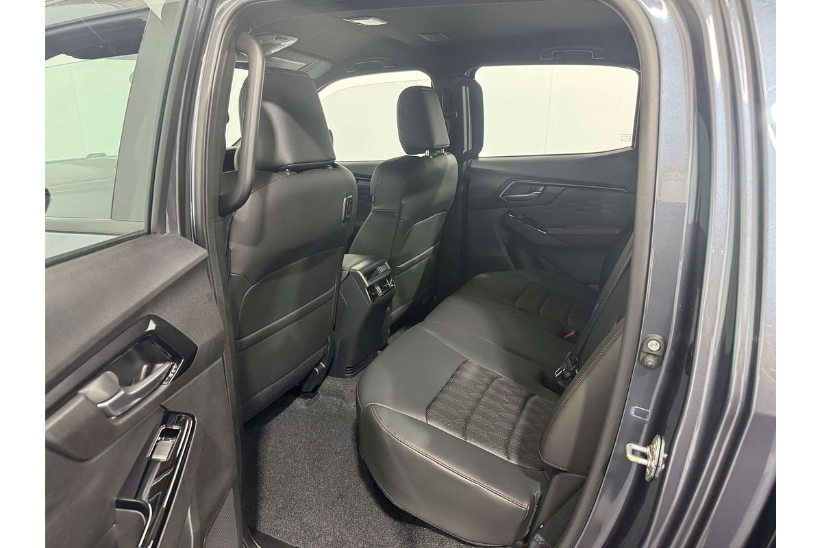 2025 Isuzu D-MAX X-TERRAIN 4X4