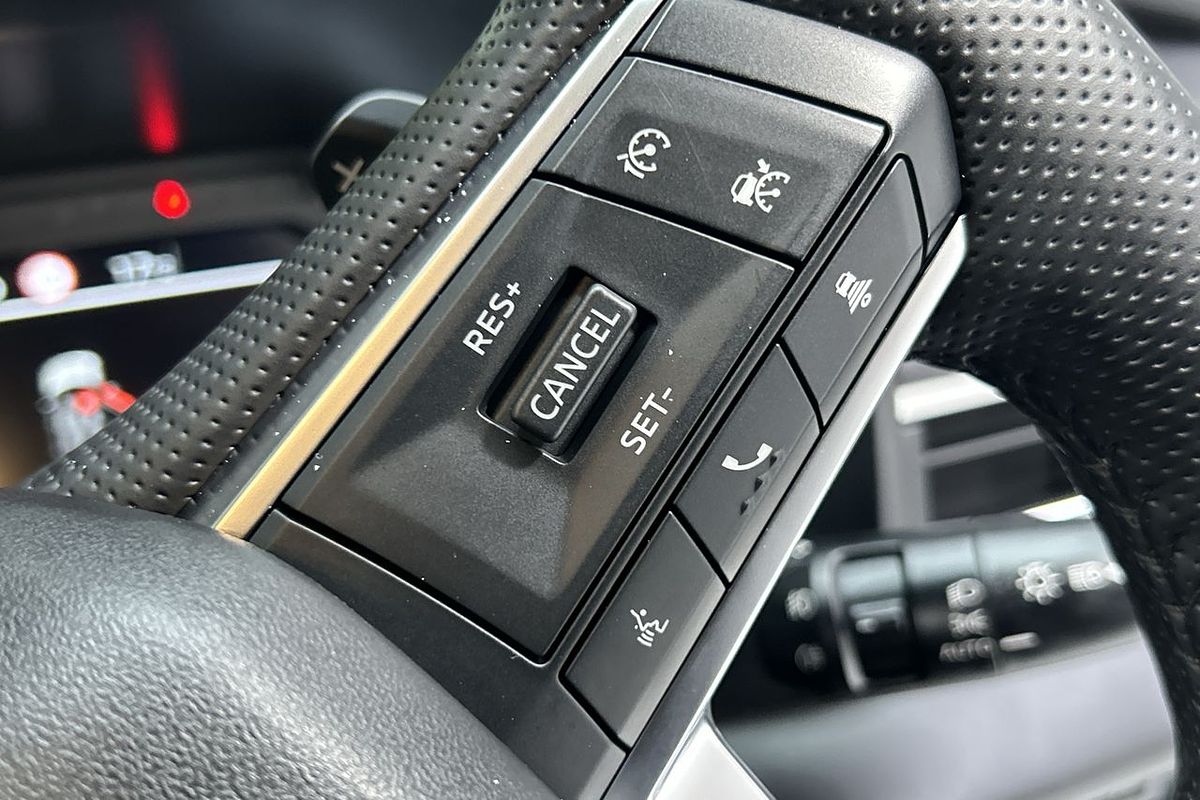 2023 Mitsubishi Outlander LS ZM