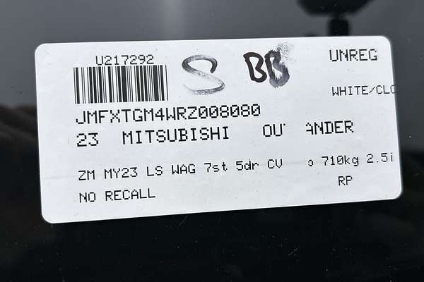 2023 Mitsubishi Outlander LS ZM