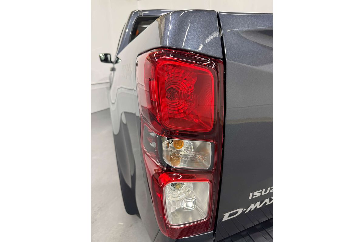 2024 Isuzu D-MAX SX 4X4
