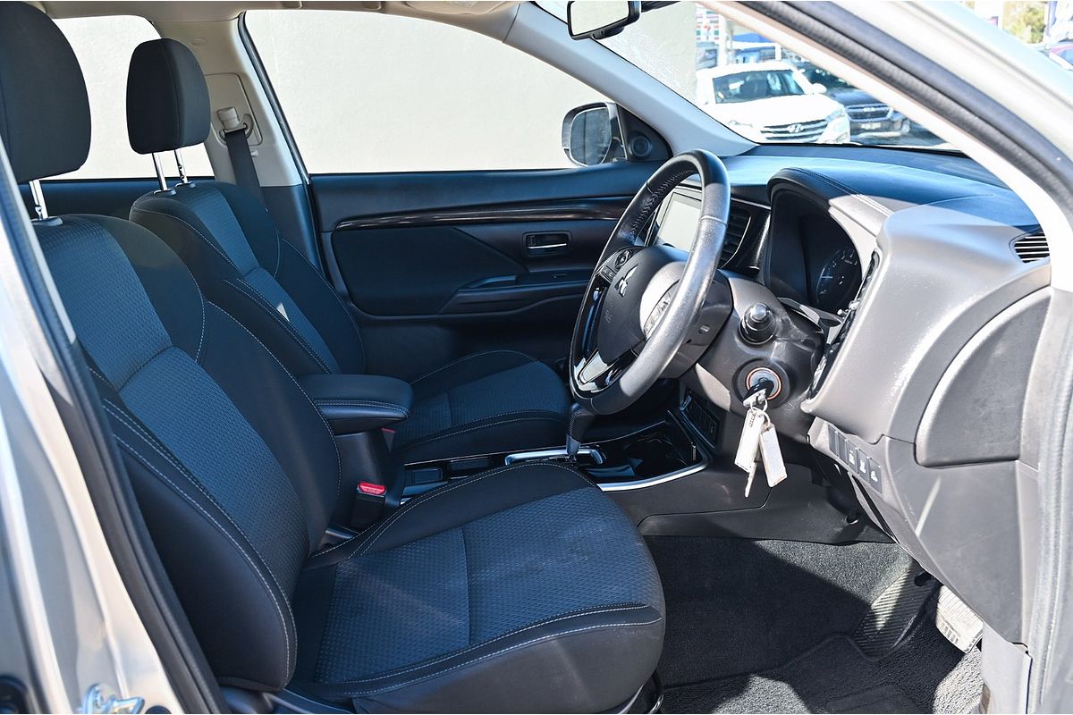 2021 Mitsubishi Outlander ES ZL