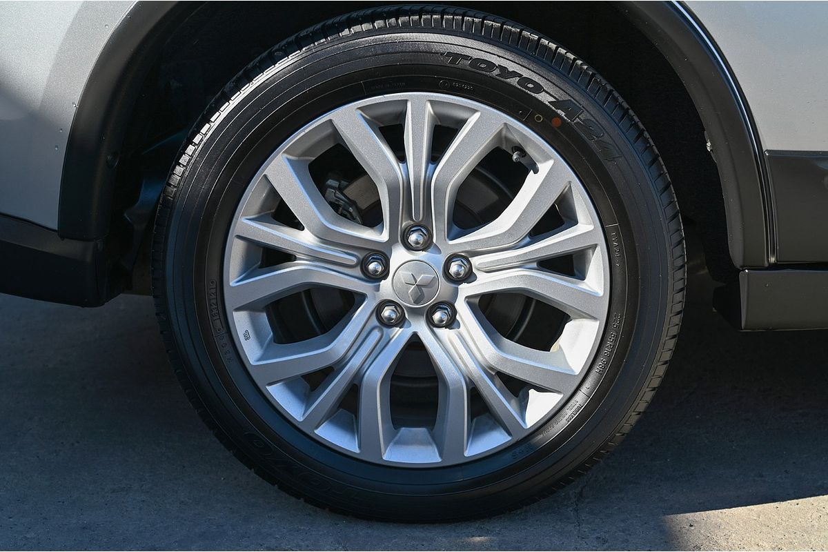 2021 Mitsubishi Outlander ES ZL