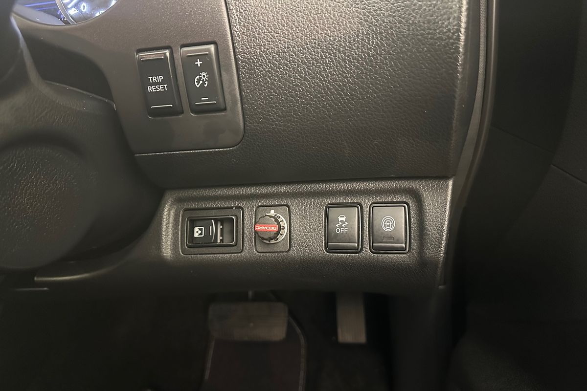 2023 Nissan Navara ST-X D23 4X4