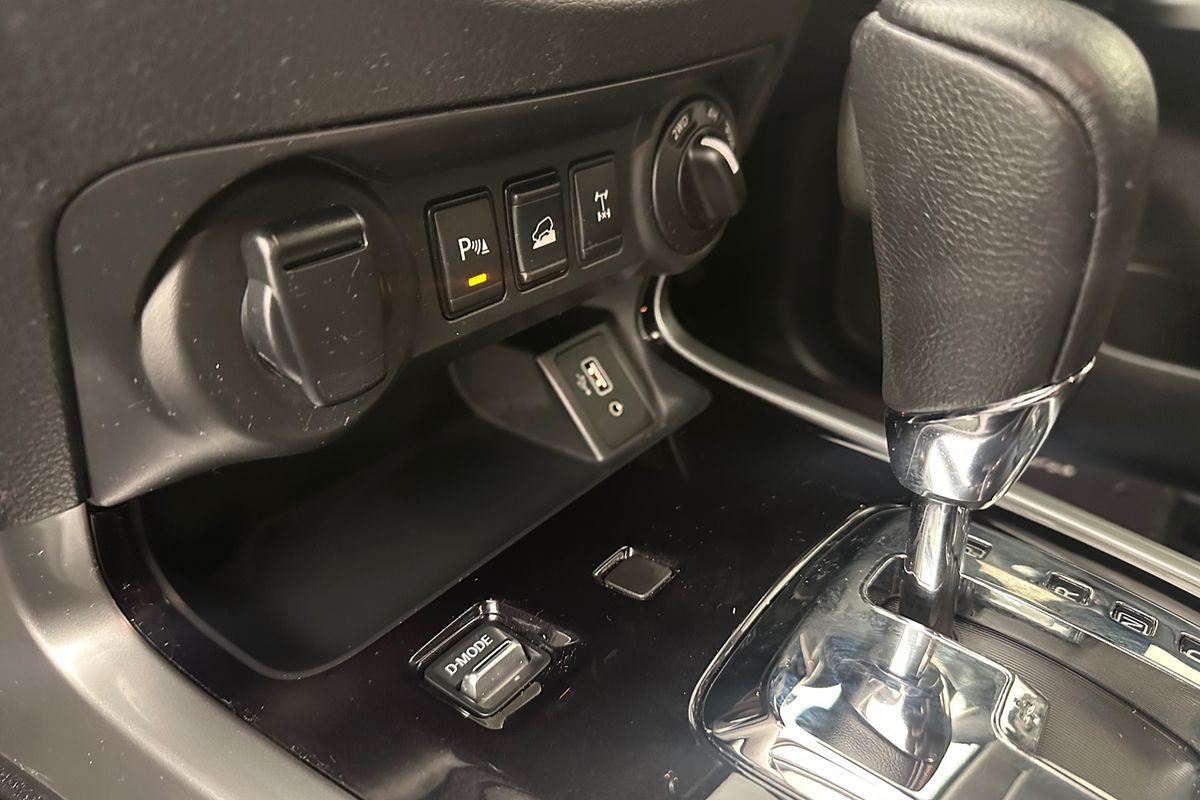 2023 Nissan Navara ST-X D23 4X4