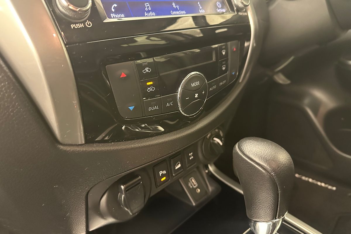 2023 Nissan Navara ST-X D23 4X4