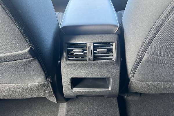 2025 Mitsubishi Outlander ES ZM