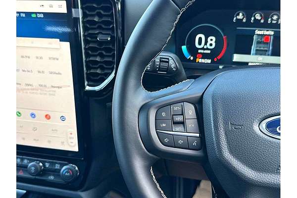 2025 Ford Everest Platinum 3.0L