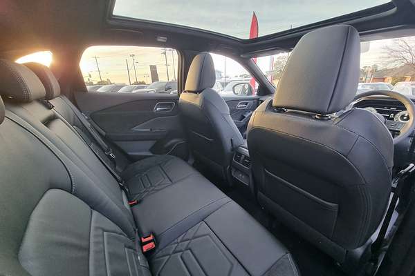 2025 Nissan QASHQAI N-DESIGN e-POWER J12