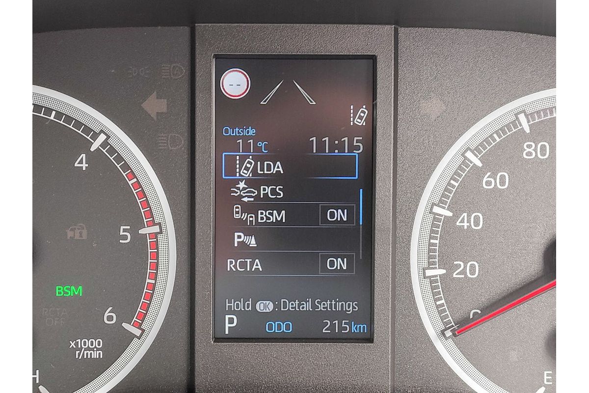 2025 Toyota Hiace Commuter GDH322R