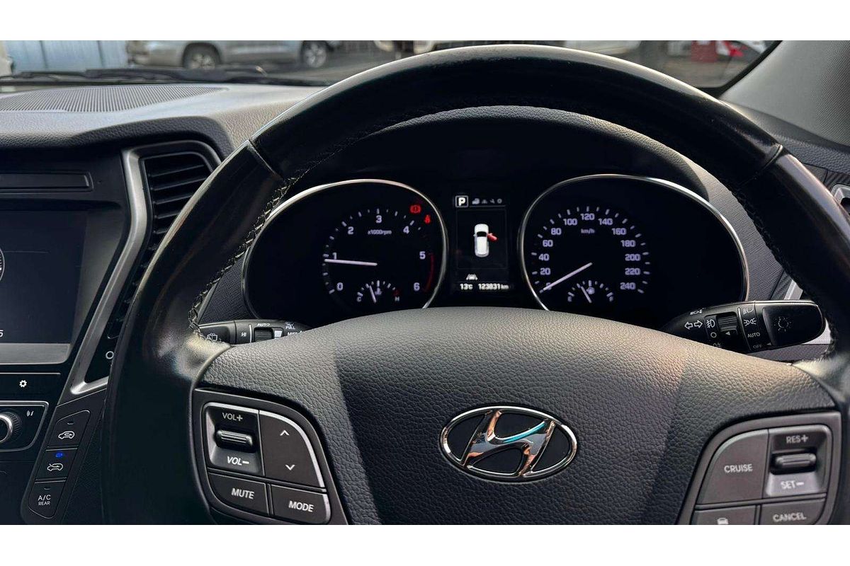 2016 Hyundai Santa Fe Highlander DM3 Series II