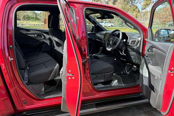 2025 Isuzu D-MAX X-RIDER 4X4