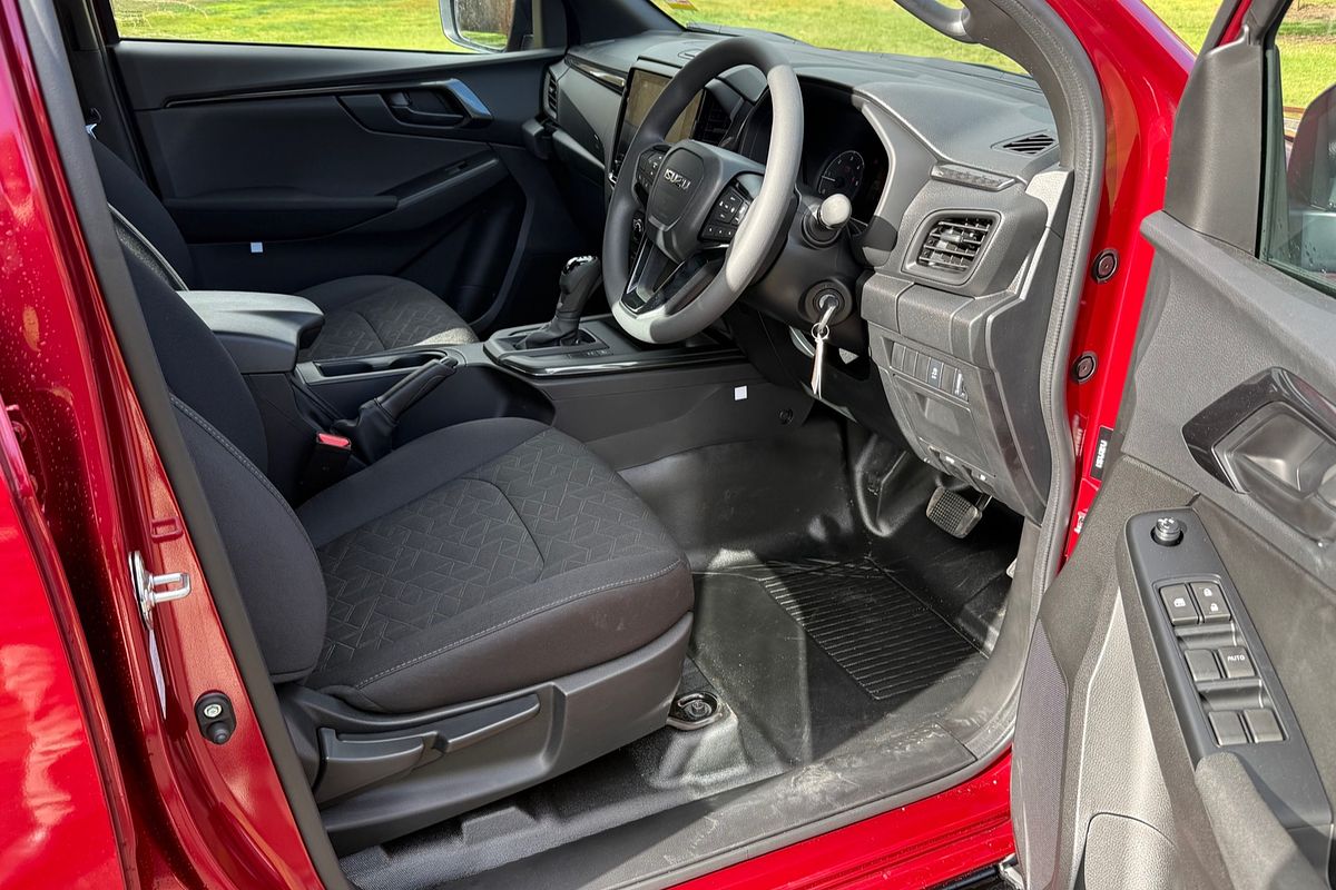 2025 Isuzu D-MAX X-RIDER 4X4