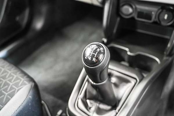 2024 Suzuki Swift Hybrid UZ