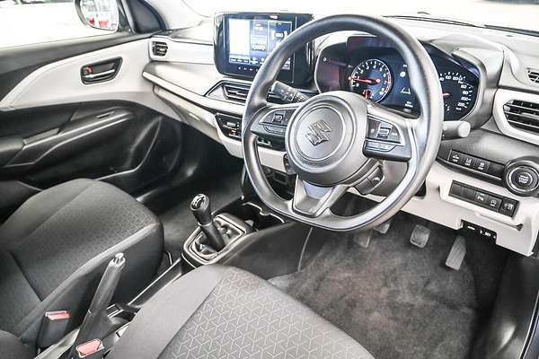 2024 Suzuki Swift Hybrid UZ
