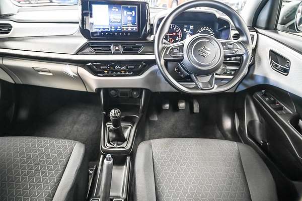 2024 Suzuki Swift Hybrid UZ