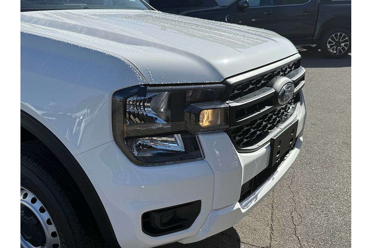 2025 Ford Ranger XL 4X4 2.0L