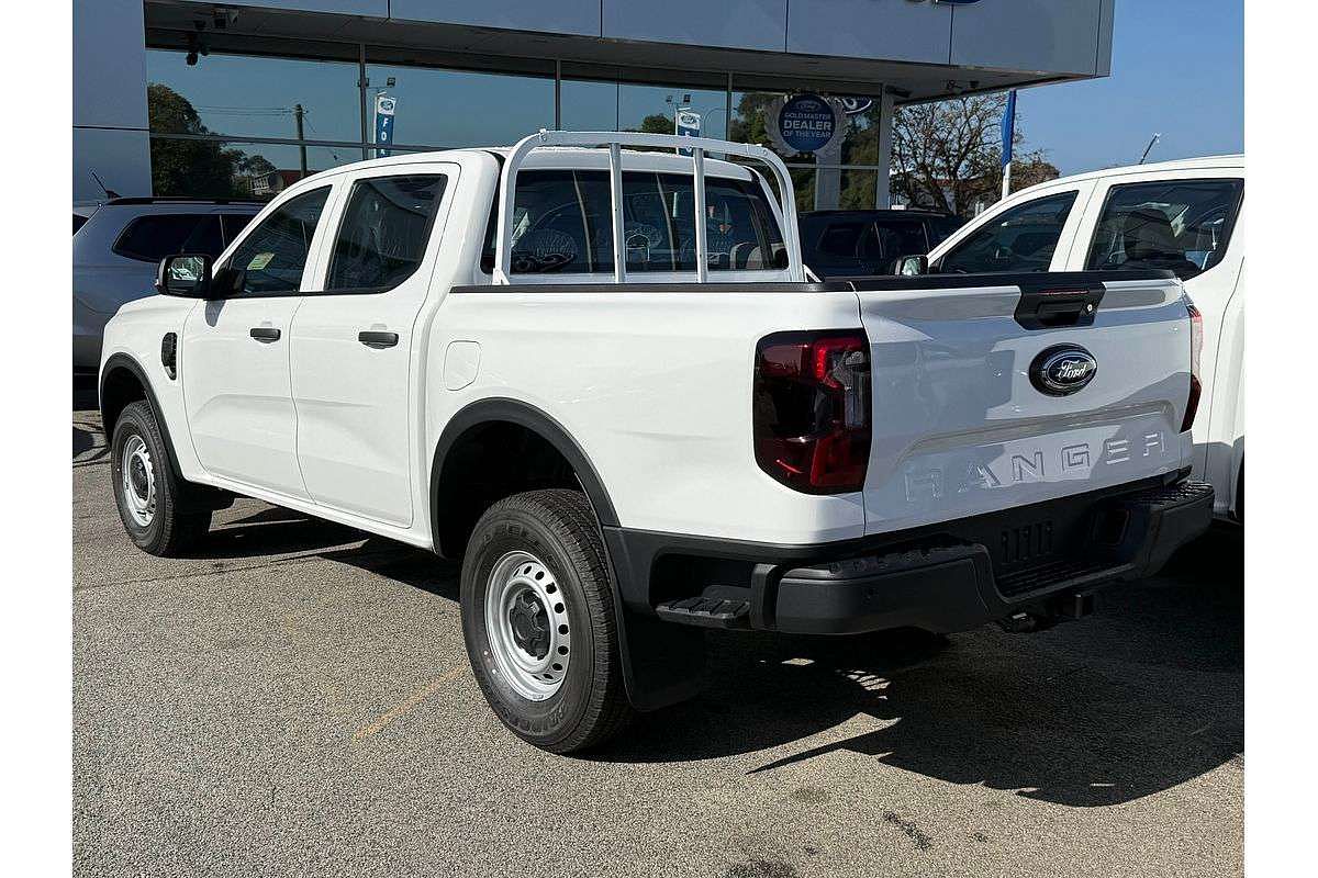 2025 Ford Ranger XL 4X4 2.0L