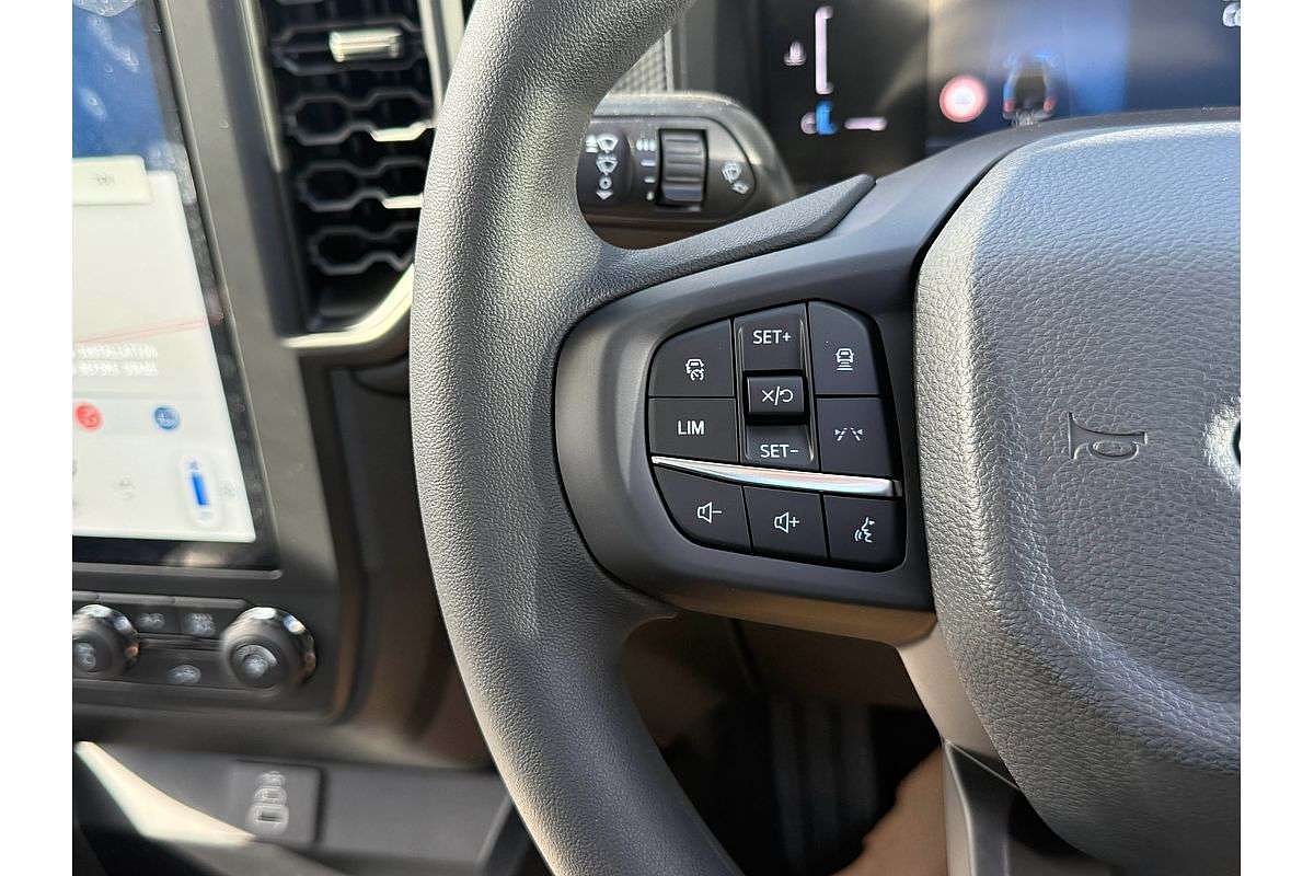 2025 Ford Ranger XL 4X4 2.0L