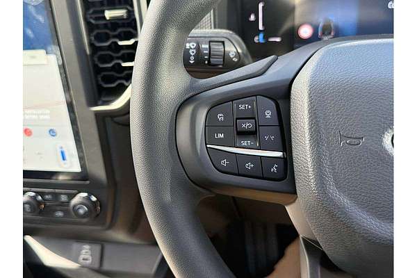 2025 Ford Ranger XL 4X4 2.0L
