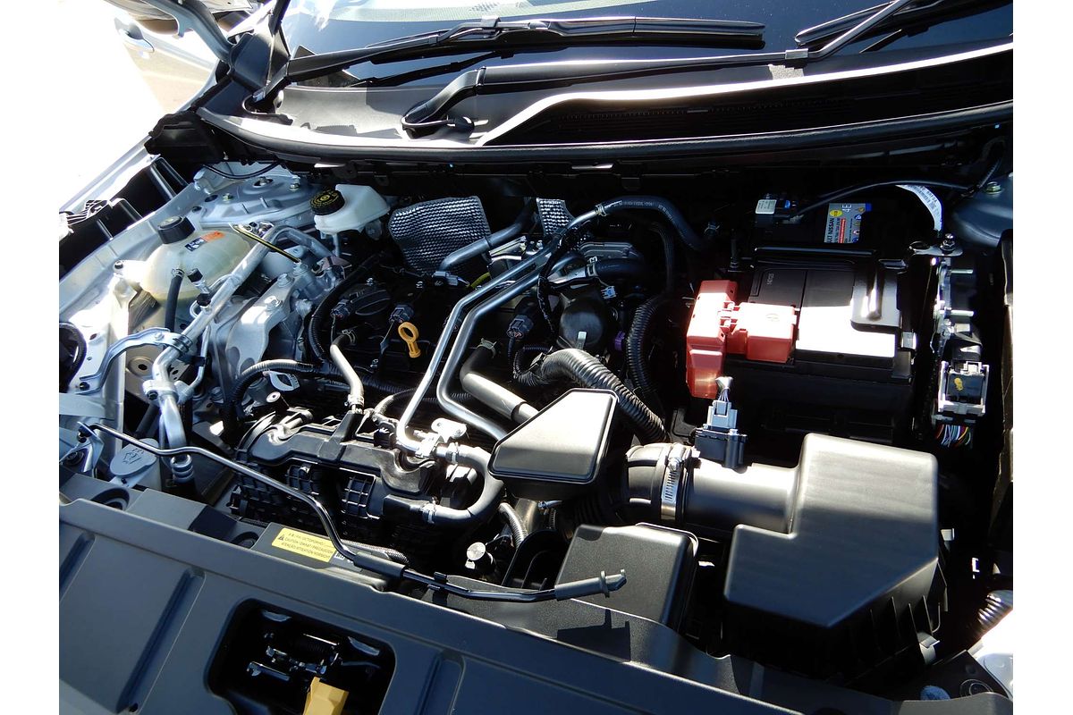 2025 Nissan X-TRAIL ST T33