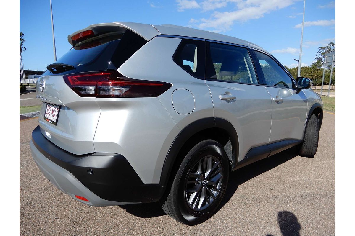 2025 Nissan X-TRAIL ST T33