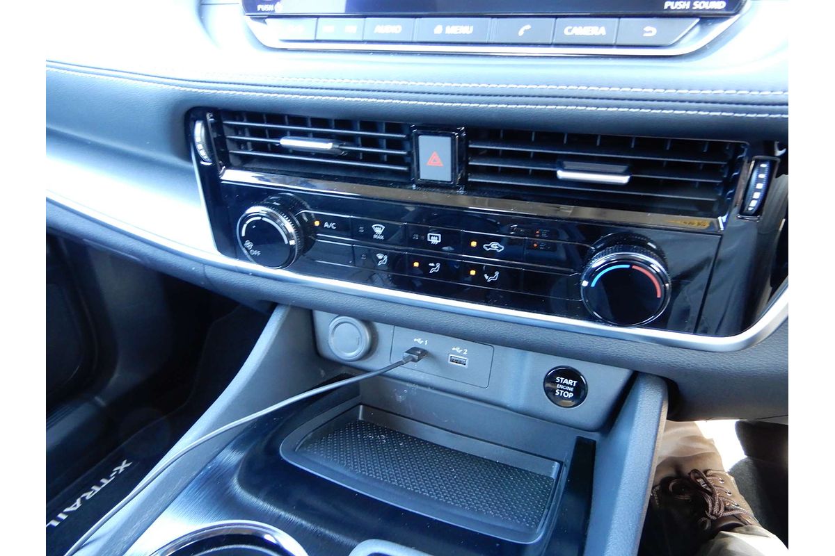 2025 Nissan X-TRAIL ST T33