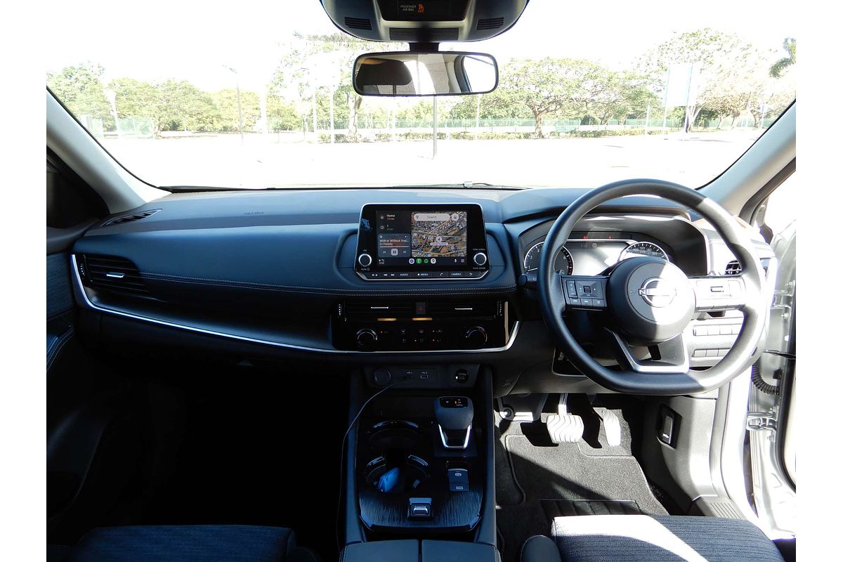 2025 Nissan X-TRAIL ST T33