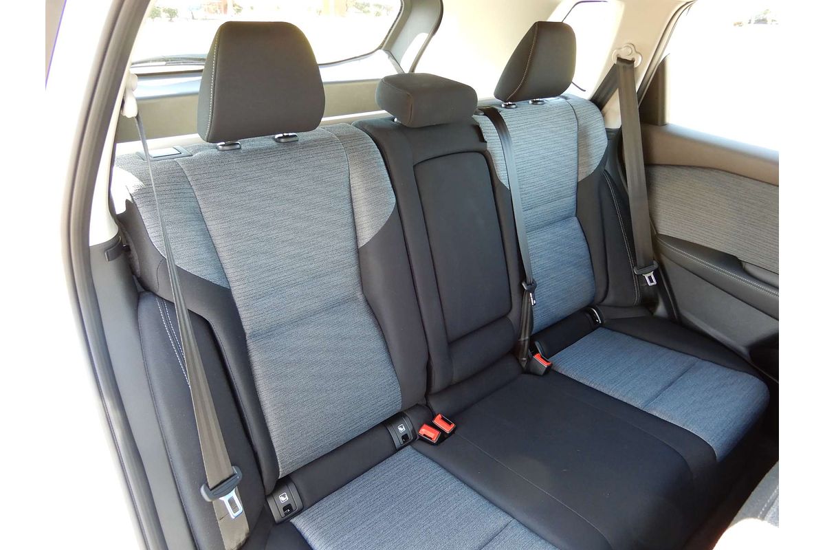 2025 Nissan X-TRAIL ST T33