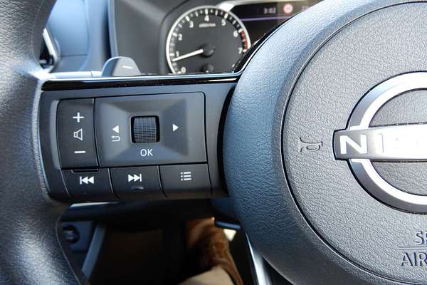 2025 Nissan X-TRAIL ST T33