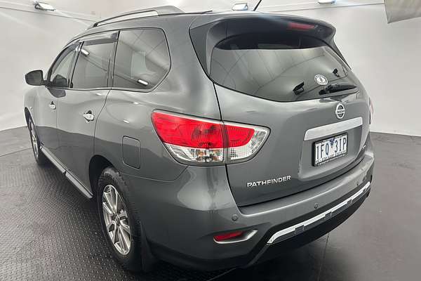 2015 Nissan Pathfinder ST R52
