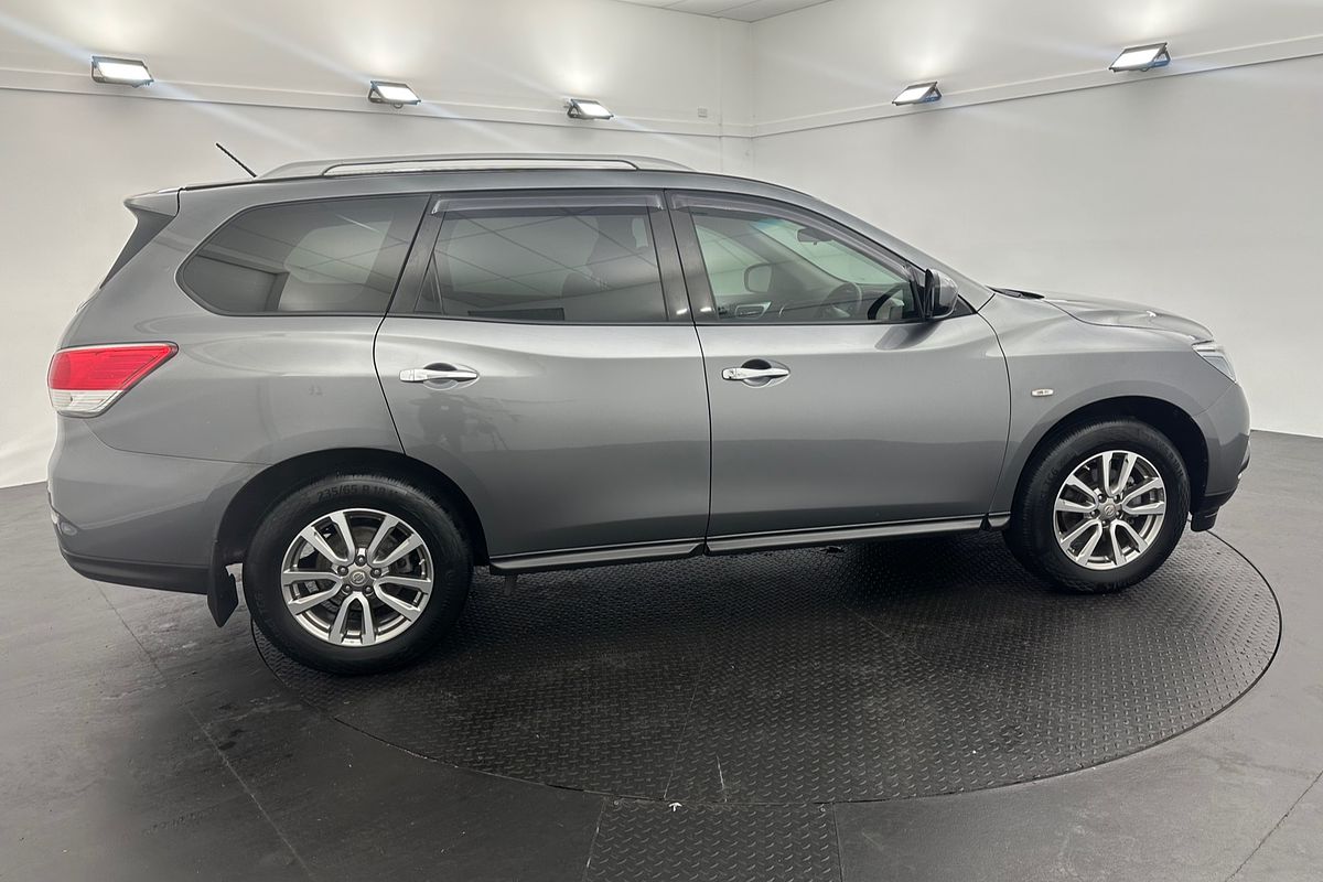 2015 Nissan Pathfinder ST R52