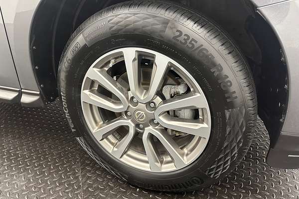 2015 Nissan Pathfinder ST R52