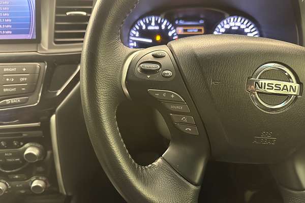 2015 Nissan Pathfinder ST R52