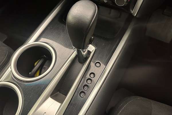 2015 Nissan Pathfinder ST R52